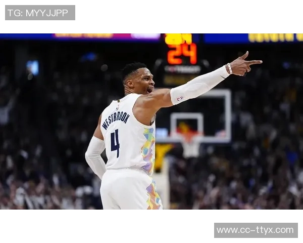 威少意外成后卫历史篮板王赛后请求保留比赛用球以作纪念